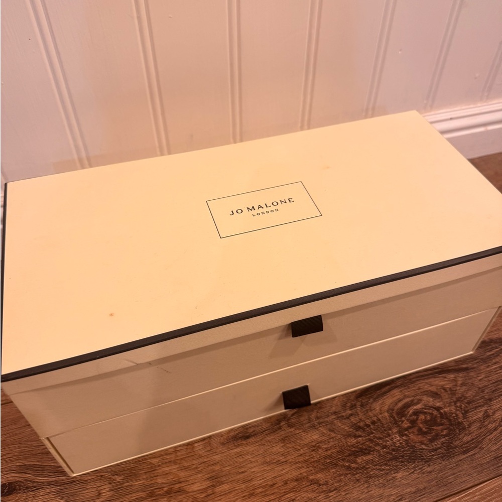 EMPTY Jo Malone 2023 Advent Calendar